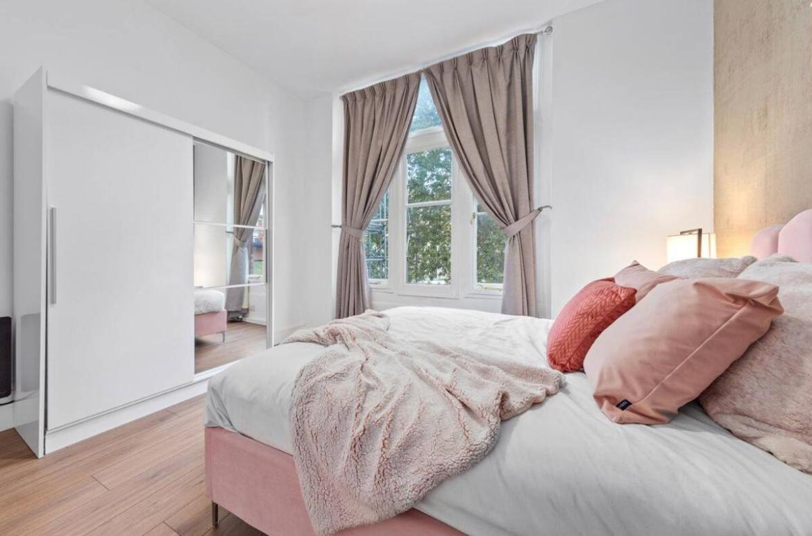 Majestic 2-Bedroom Flat In Knightsbridge-Hyde Park Kb70 Лондон Экстерьер фото